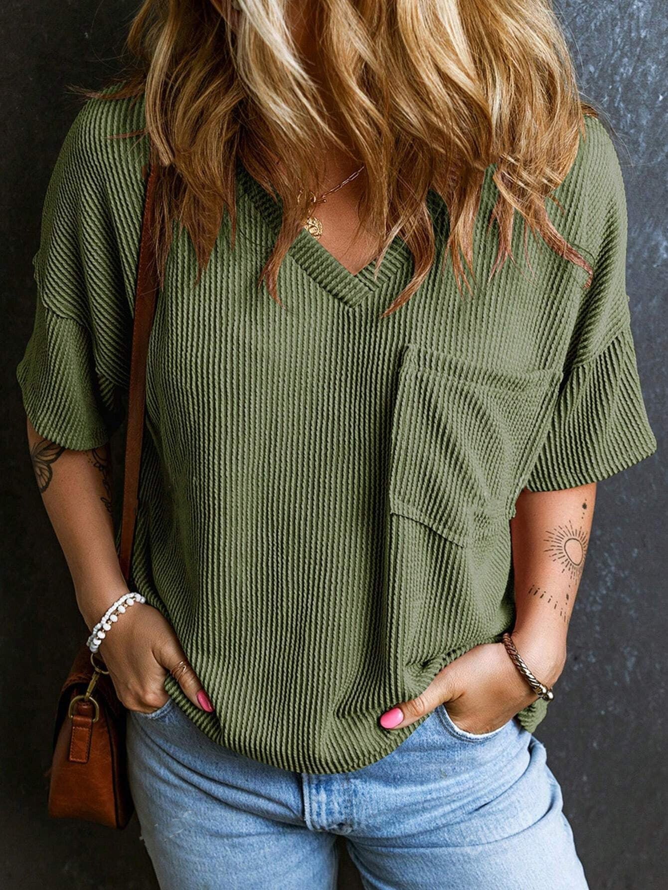 Fashionable Two-tone Pullover Short Sleeve V-neck Top For Women Kamran Fashion