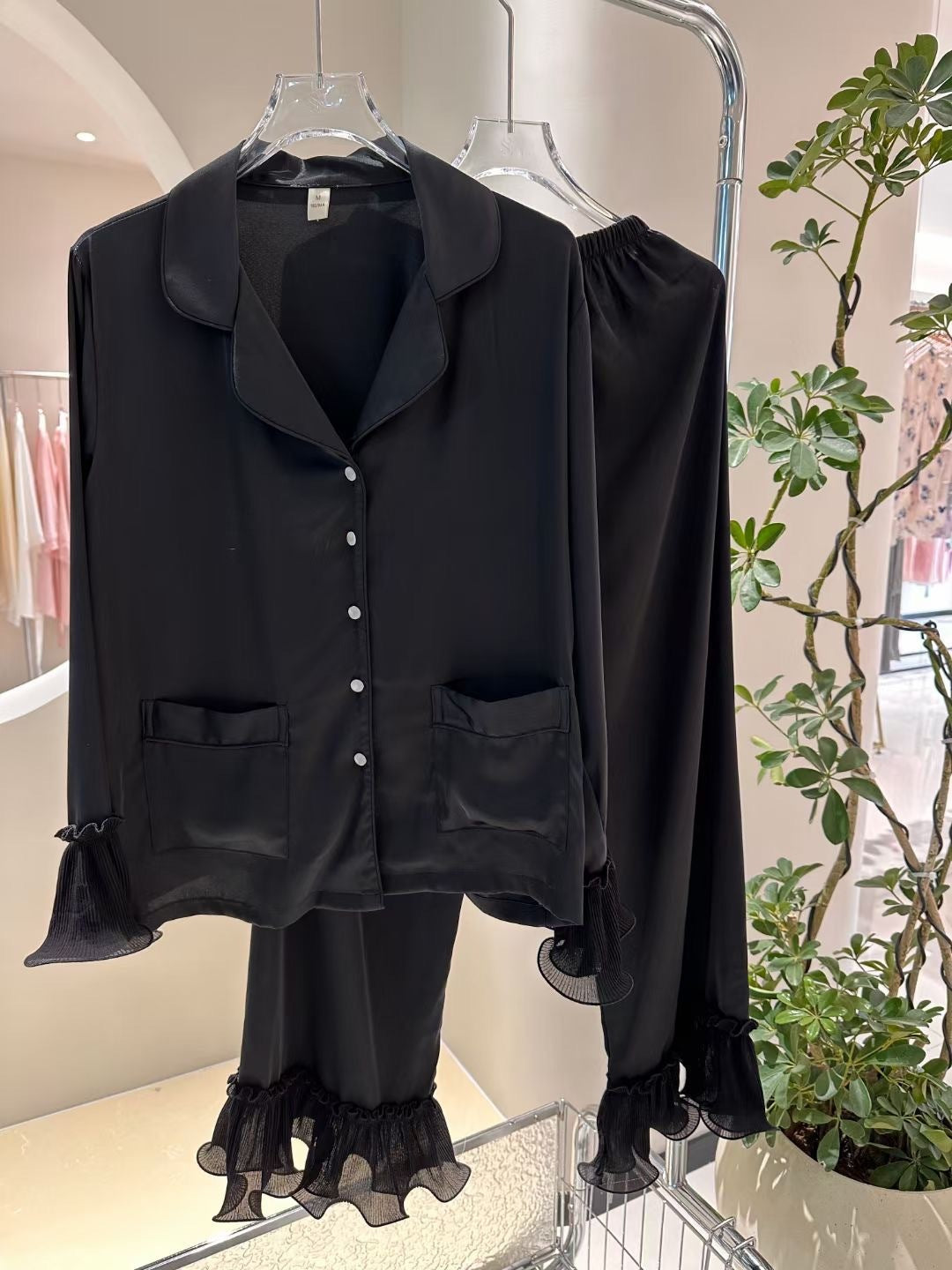 Fashion Ice Silk Pajamas Ruffled Women